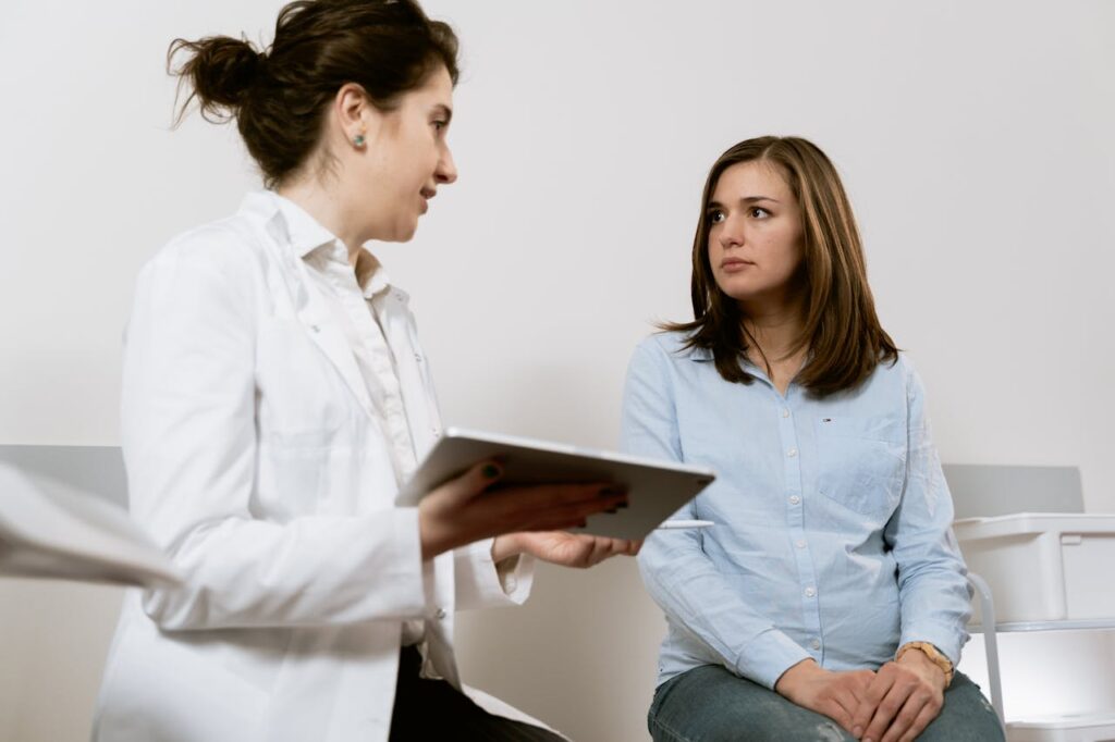 doctor and patient - Top-rated Direct Primary Care Clinics in the U.S