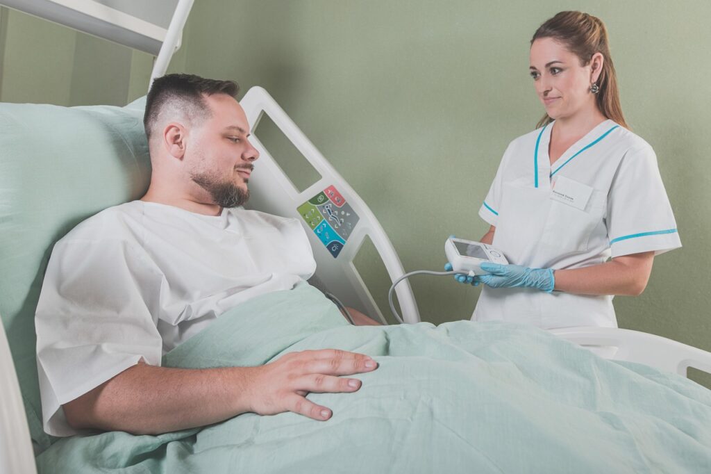 patient in hospital bed - how direct primary care works with health sharing plans